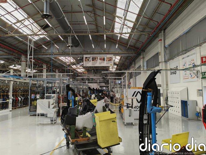Renault acepta vincular la subida salarial al IPC y plantea un plan con tres modelos para Palencia y dos para Valladolid