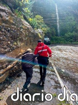 Rescatado un hombre de avanzada edad en Gáldar (Gran Canaria) tras inundarse su vivienda por las lluvias