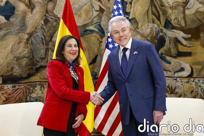 Robles traslada al nuevo embajador de EEUU "la fiabilidad de España" como socio de la OTAN y su compromiso con la paz
