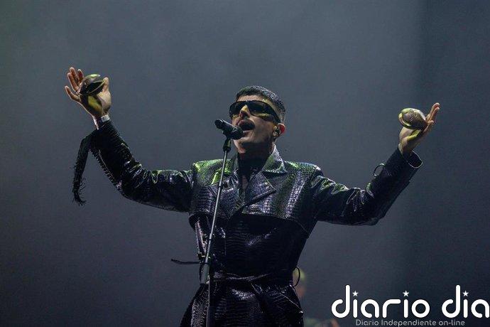 Rodrigo Cuevas publica 'Manual de belleza': "No tenemos que esperar a que la oficialidad sea la salvación de la lengua"