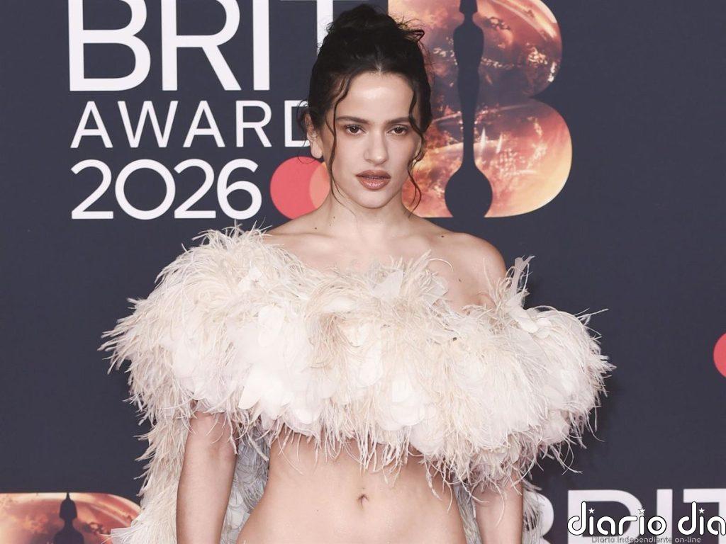 Rosalía alcanza el éxtasis y lleva al delirio al público en su primer concierto en Madrid. ¡Una experiencia religiosa!