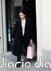 Rosalía: su plan 'libanés' con Loli Bahía, y el bolso más codiciado de Dior, antes de su primer concierto en Madrid