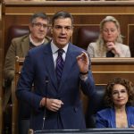 Sánchez apuesta por reforzar las renovables en el decreto de Irán y el PNV exige negociar: "No se la juegue"