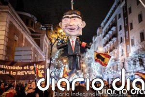 Sánchez declara que el muñeco de su figura apaleado una Nochevieja en Ferraz fue una "apelación directa" a su "muerte"