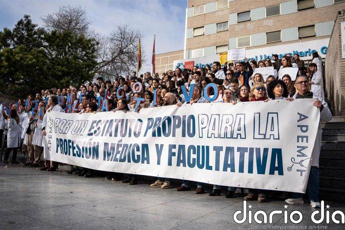 Sanidad Pública Segura supera las 100.000 firmas contra el acuerdo de Estatuto Marco