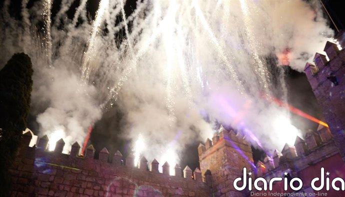 Sevilla inaugura videomapping y recreación teatral por el 500 aniversario de las bodas de Carlos V e Isabel de Portugal