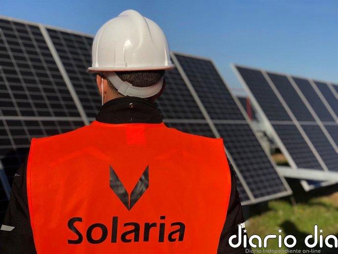 Solaria recibe permiso ambiental para instalar 480 MWh de baterías en 7 plantas solares en Castilla-La Mancha