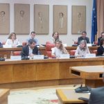 Sumar llama a la movilización en la calle para salvar la prórroga de alquileres y se conjura para volcarse en vivienda