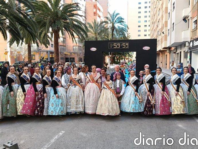Tamarindos dedica su falla al Maratón de València y opta a ser la "más larga jamás plantada"