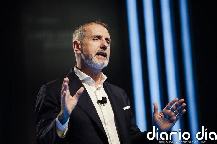 Telefónica aprueba en su junta el nombramiento de Jane Thompson y la salida de BBVA del consejo