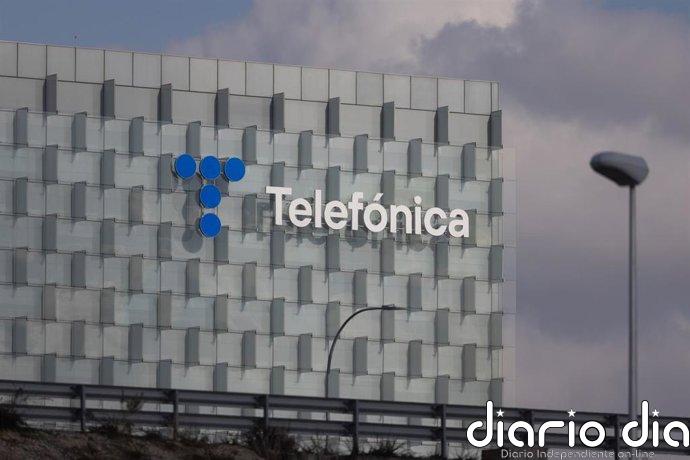 Telefónica votará esta semana en su junta el nombramiento de Jane Thompson y la salida de BBVA del consejo