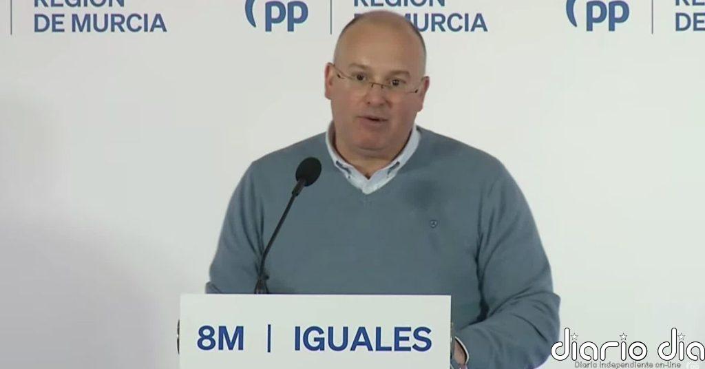 Tellado: "Nadie votó a Vox en Extremadura para que actúen como si fuesen del PSOE y Podemos"