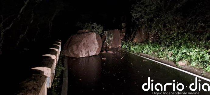 'Therese' deja casi 600 incidencias y sin luz a unas 2.500 personas al norte de Tenerife la pasada madrugada