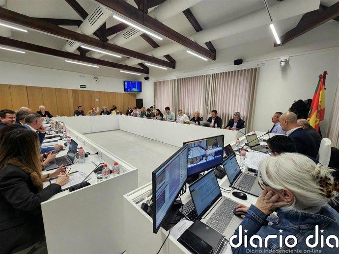 Todos los grupos de Torrelavega, salvo Vox, aprueban una moción de apoyo a los trabajadores de Solvay