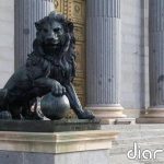 Tres de cada cuatro españoles alertan del deterioro de la democracia en el país, según el CIS