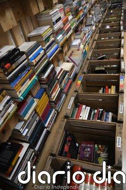 Tres detenidos en Madrid por robar libros de la empresa donde trabajaba uno de ellos y venderlos en Wallapop