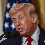 Trump descarta por ahora una operación para quedarse con el uranio iraní o su estratégica isla de Jark