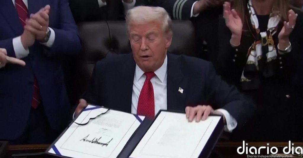 Trump hará lo que jamás hizo un presidente en ejercicio: firmar billetes de dólar