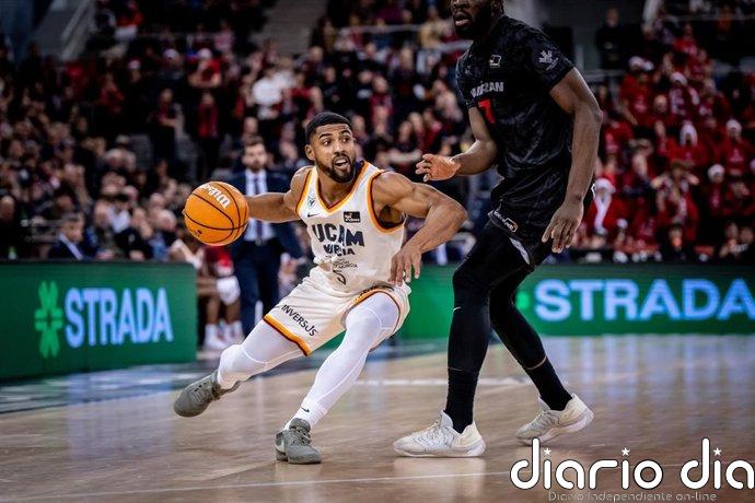 UCAM sigue firme arriba y Mills lidera el asalto al Carpena de La Laguna Tenerife