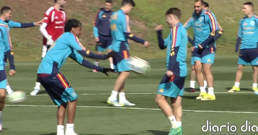 Último entrenamiento de la Selección española antes de medirse a Egipto