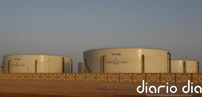 Un ataque con drones provoca un incendio en un complejo industrial en Emiratos Árabes