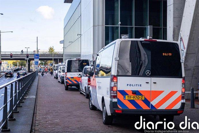 Un individuo hace estallar una bomba casera contra una escuela judía en Ámsterdam
