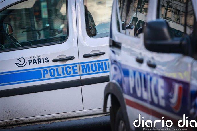 Un muerto y tres heridos críticos tras el incendio de un edificio en París