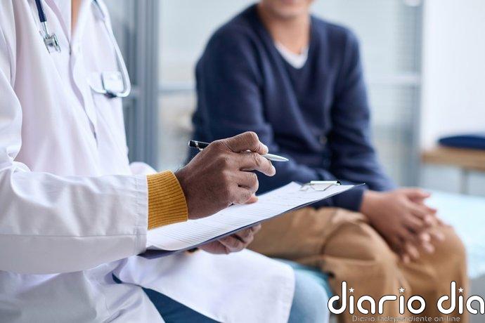 Un nuevo análisis revela una escasez crónica de médicos de familia en Inglaterra