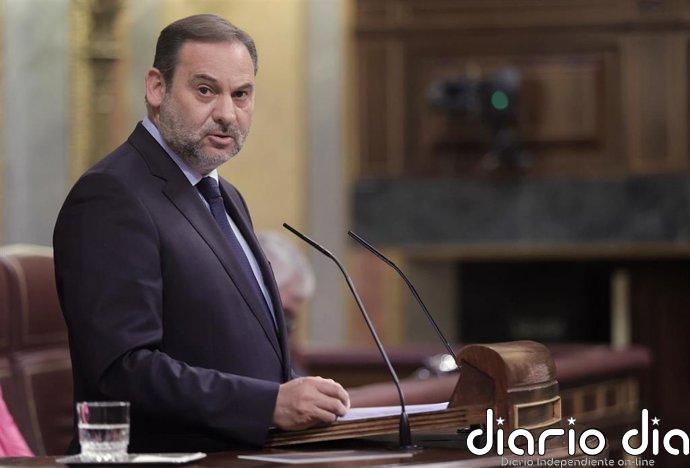 Un procurador reclama al Supremo que ordene a Ábalos pagarle una deuda de más de 4.000 euros