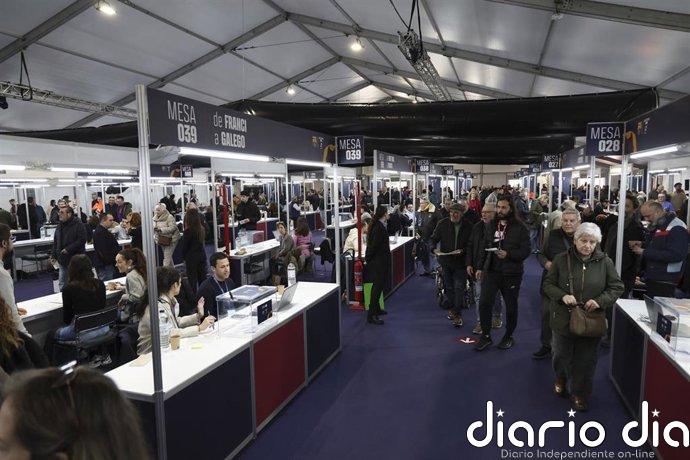 Un total de 48.480 socios votan en una jornada icónica pero de baja participación en el FC Barcelona