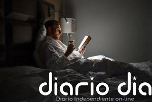 ¿Una copa antes de dormir? La ciencia revela por qué el alcohol arruina tu sueño (aunque creas que te ayuda)