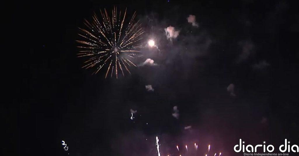 Valencia celebra su espectacular ‘Nit del Foc’