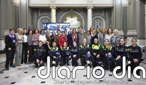 Valencia homenajea a las primeras mujeres policía de la ciudad: "Luchamos contra la incredulidad y la intolerancia"
