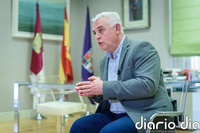 Vega se abre a seguir en Diputación si se lo piden y está con "fuerzas" y reivindica el municipalismo como base política