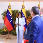 Venezuela firma un "acuerdo estratégico" con Repsol en su campaña por "fomentar la inversión extranjera"
