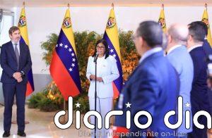 Venezuela firma un "acuerdo estratégico" con Repsol en su campaña por "fomentar la inversión extranjera"