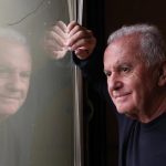 Víctor Manuel destaca a Andalucía como "el lugar con más artistas por centímetro" antes de actuar en Málaga y Sevilla