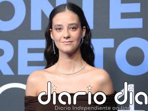 Victoria Federica, deslumbrante, responde con una sonrisa a las preguntas sobre su relación con Jorge Navalpotro