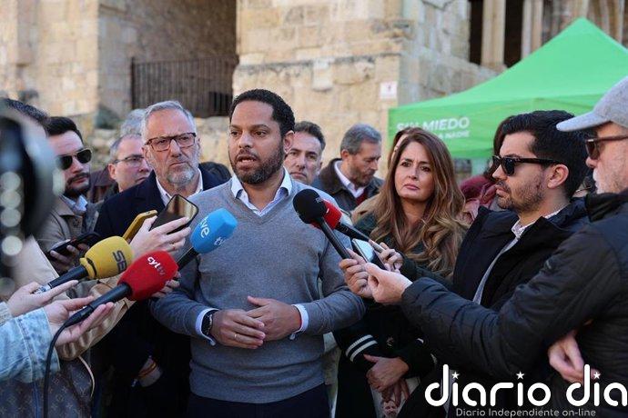 Vox apela al "sentido común" y reivindica su "coherencia" para impulsar un "cambio total" frente a PP y PSOE