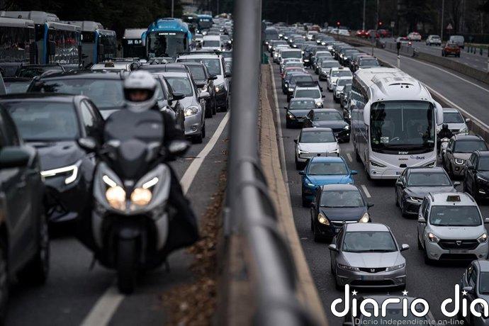 Vox critica a PP por "llegar tarde" y por "las encuestas" en su "cambio de postura" con vehículos sin etiqueta ambiental