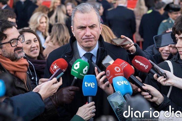 Vox pedirá a Ortega Smith su acta en el Congreso "por coherencia" si finalmente lo echan del grupo parlamentario