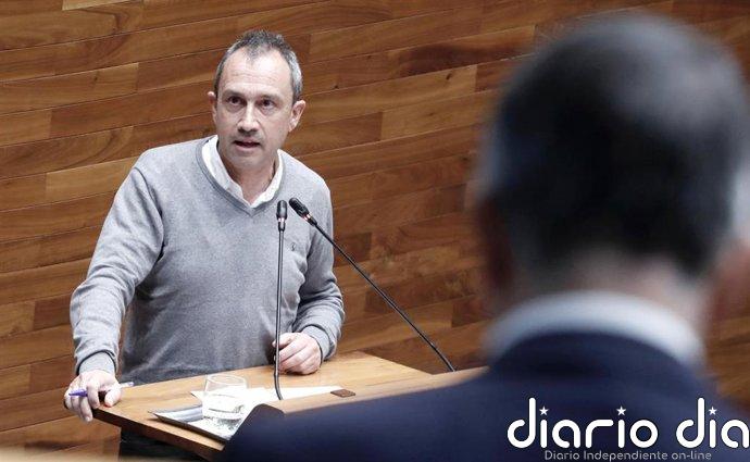 Zapico anuncia la compra de suelo en la ciudad para construir vivienda pública ante el "bloqueo" municipal