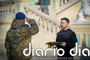 Zelenski afirma que Rusia presiona con un nuevo ultimátum: "Ucrania tiene dos meses para salir del Donbás"