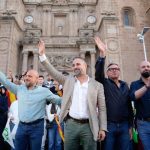 Abascal afea a Moreno su "matraca" sobre la "inestabilidad" con Vox y pide una "gran mayoría" en las andaluzas