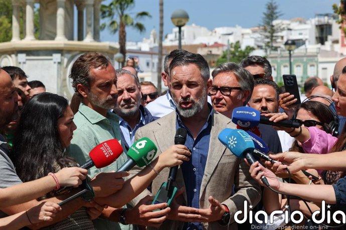 Abascal critica "oposición" de Moreno a pactos PP-Vox y a la "prioridad nacional"