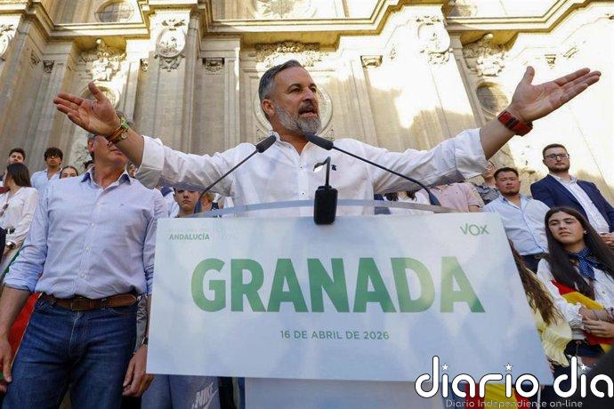 Abascal se felicita por el acuerdo PP-Vox para en Extremadura y anuncia una vicepresidencia "para deshacer leyes"