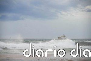 Abril empieza con 4 CCAA en aviso por viento y olas, y Canarias con calima