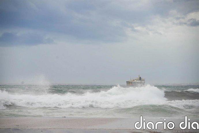 Abril empieza con 4 CCAA en aviso por viento y olas, y Canarias con calima
