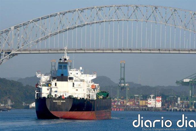 Al menos un muerto y cuatro heridos por el incendio de un camión cisterna en el Puente de las Américas en Panamá