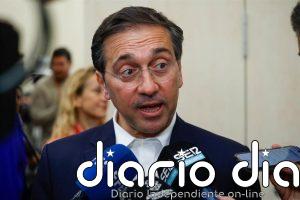 Albares pide valentía a los socios de la UE para suspender el acuerdo con Israel: "No puede haber una relación normal"